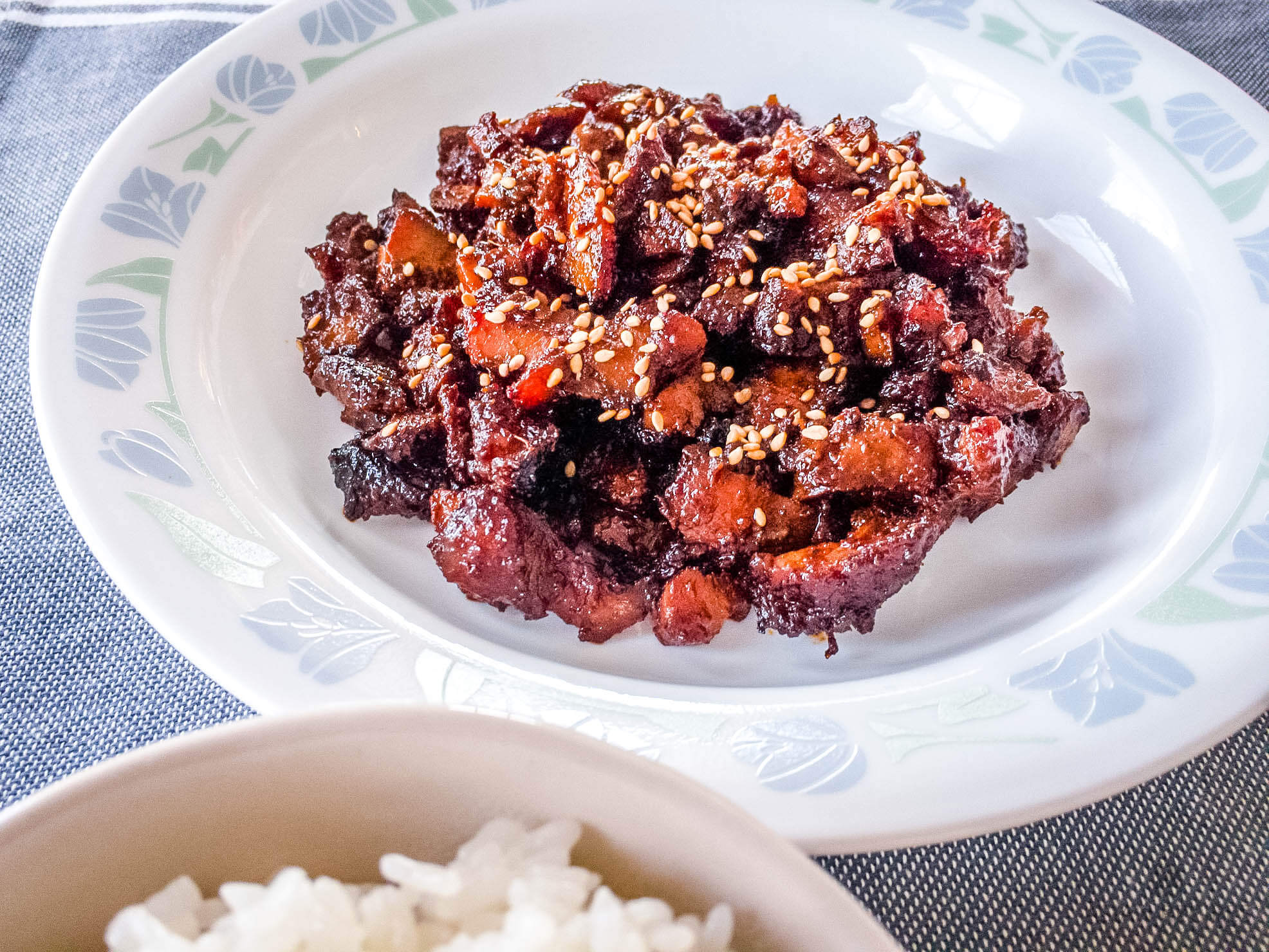 This stir-fried spicy chicken is marinated in a Korean red chili pepper paste (gochujang) based sauce.