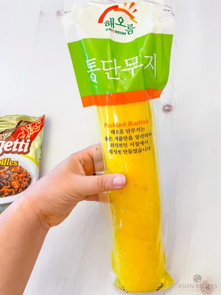 Korean yellow pickled radish